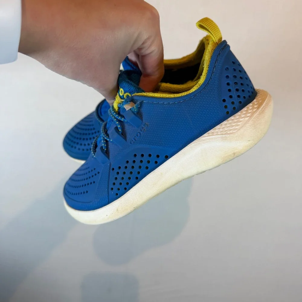 Crocs Kids LiteRide Pacer Blue Yellow Slip On Bungee Sneakers 205911‎ Size C11